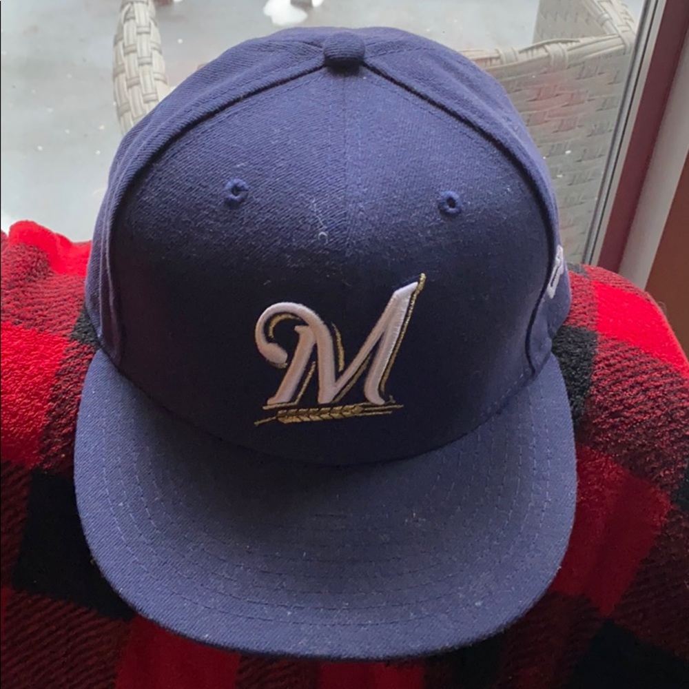 Authentic New Era Fitted men’s MKE Brewers hat